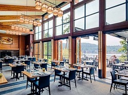 Live Music in The dining room at Brentwood Bay Resort and Spa in Victoria BC every weekend
