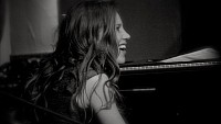 Victoria Live Music - Ashley Wey Solo Piano and Vocalist